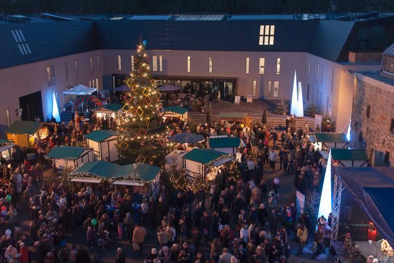 Weihnachtsmarkt Burg Wissem Lions Club Troisdorf